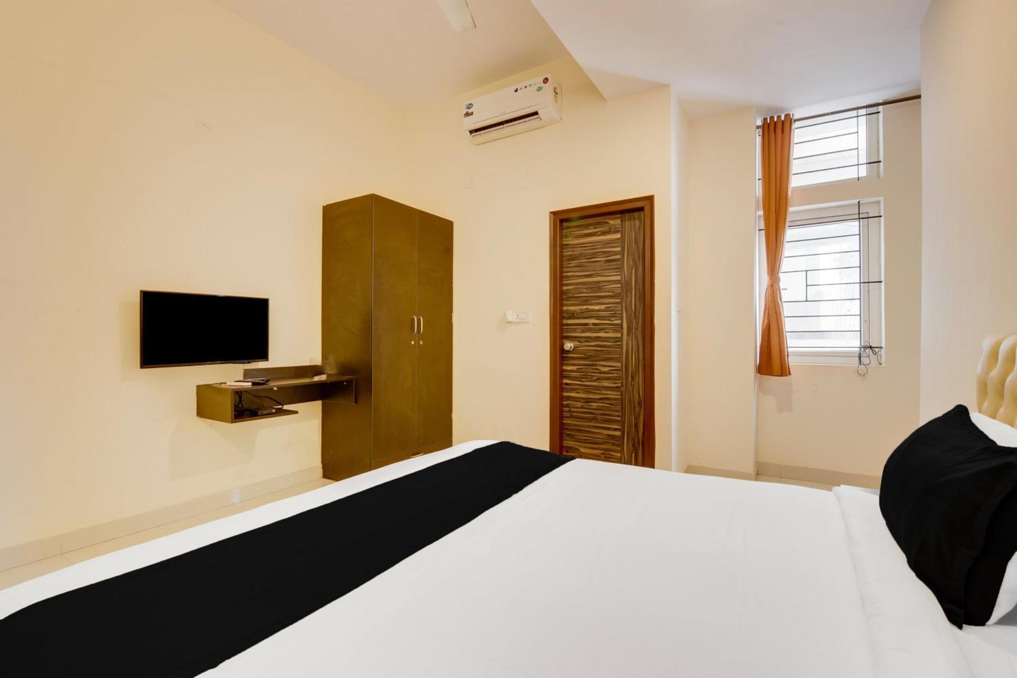 Super Townhouse Hbr Layout Bangalore Eksteriør billede
