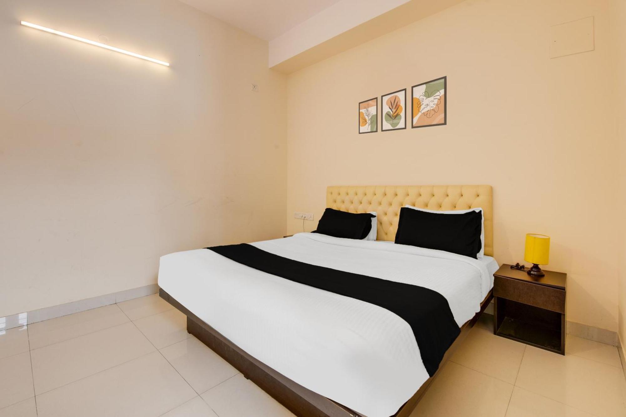 Super Townhouse Hbr Layout Bangalore Eksteriør billede