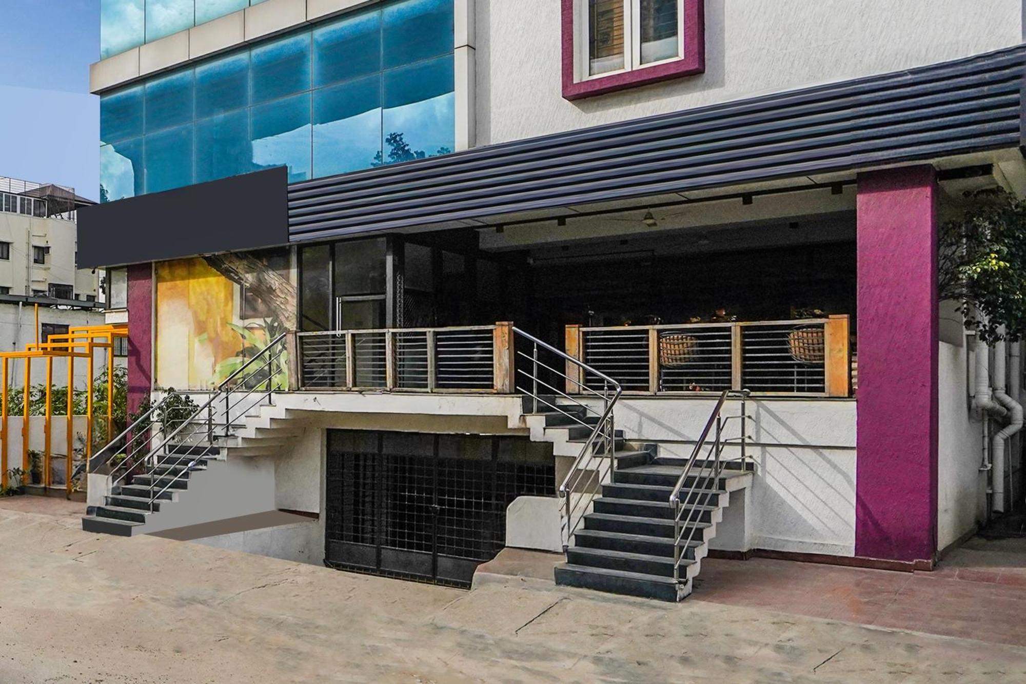 Super Townhouse Hbr Layout Bangalore Eksteriør billede